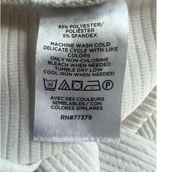 Ann Taylor Factory White Blouse, Medium Petite, Sleeveless, Banded Waist, Office - Picture 6 of 8